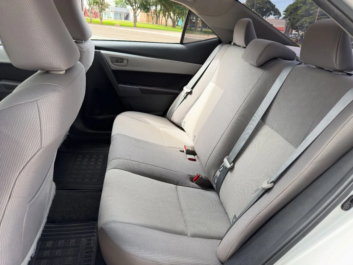 Toyota Corolla GLi 1.8 2018 - foto 8 ampliada