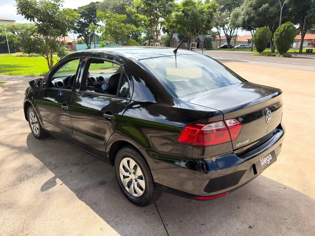 Volkswagen Voyage City 1.0 2015 - foto 4