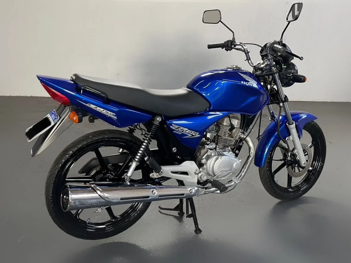 Honda Titan 150 ESD 2004 - foto 4 ampliada