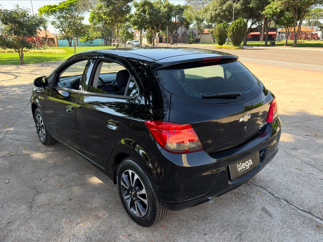 Chevrolet Onix LTZ 1.4 2016 - foto 4