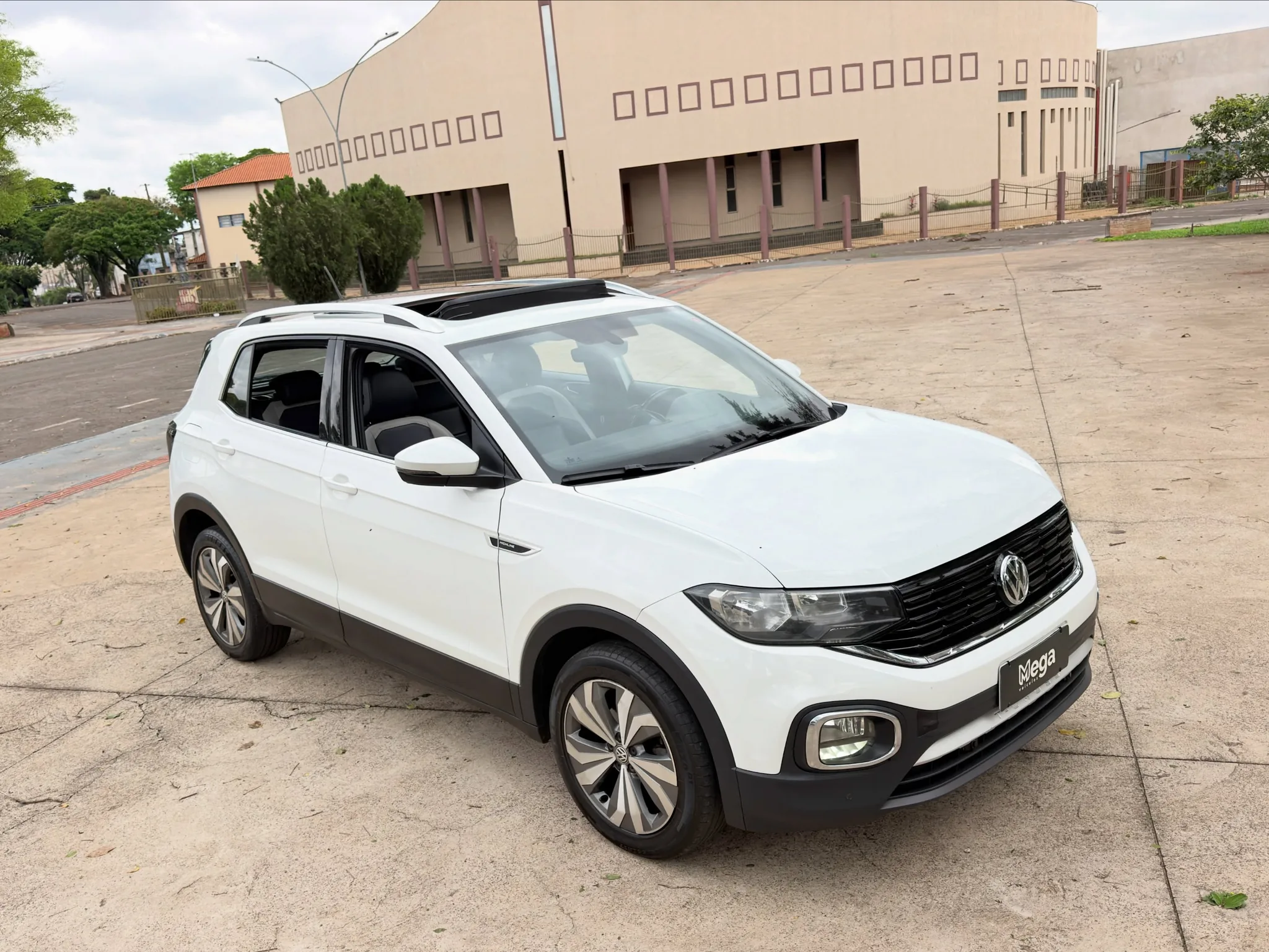 Volkswagen T-Cross Highline 1.4 TSI 2020 - foto 2 ampliada