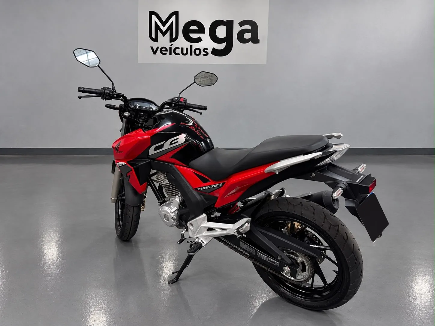 Honda CB Twister 2019 - foto 4 ampliada